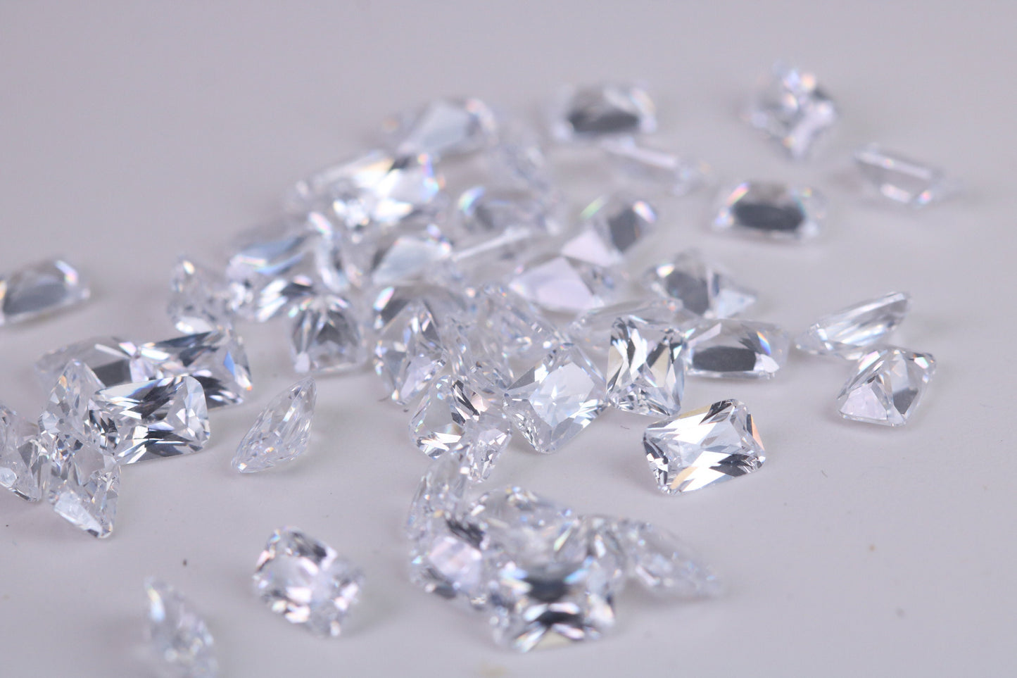 Emerald cut AAA Grade Diamond White Cubic Zirconia, Top Colour and Luster, Choice of Sizes, Calibrated Sizing, Multi Pack of 10