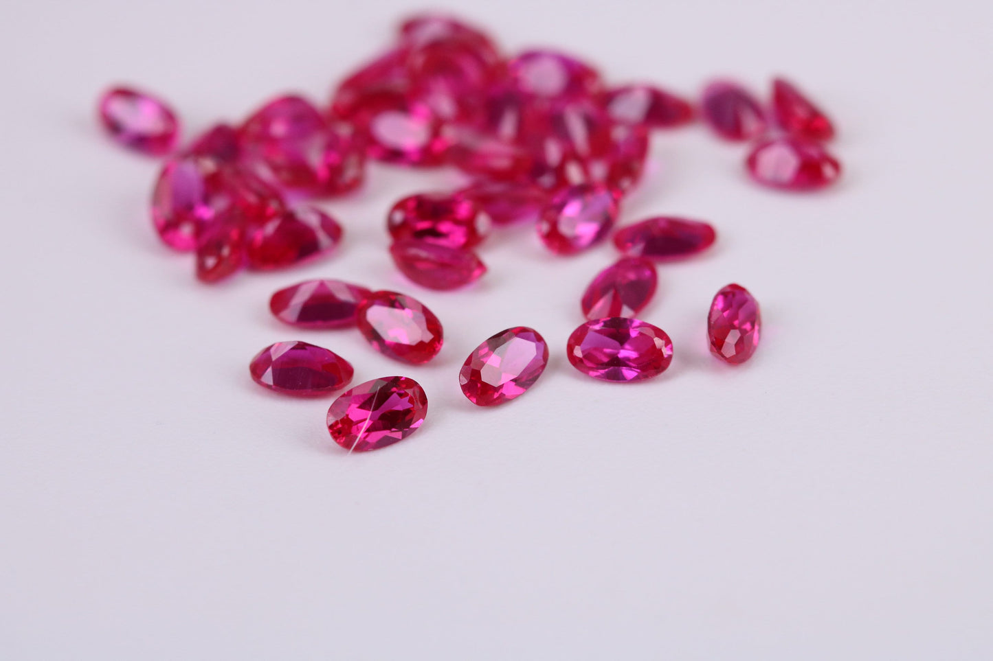 Oval cut AAA Grade Ruby Red Cubic Zirconia, Top Colour and Luster, Choice of Sizes, Calibrated Sizing, Multi Pack of 10