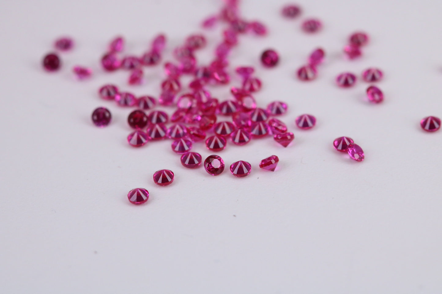 Round cut AAA Grade Ruby Red Cubic Zirconia, Top Colour and Luster, Choice of Sizes, Calibrated Sizing, Multi Packs