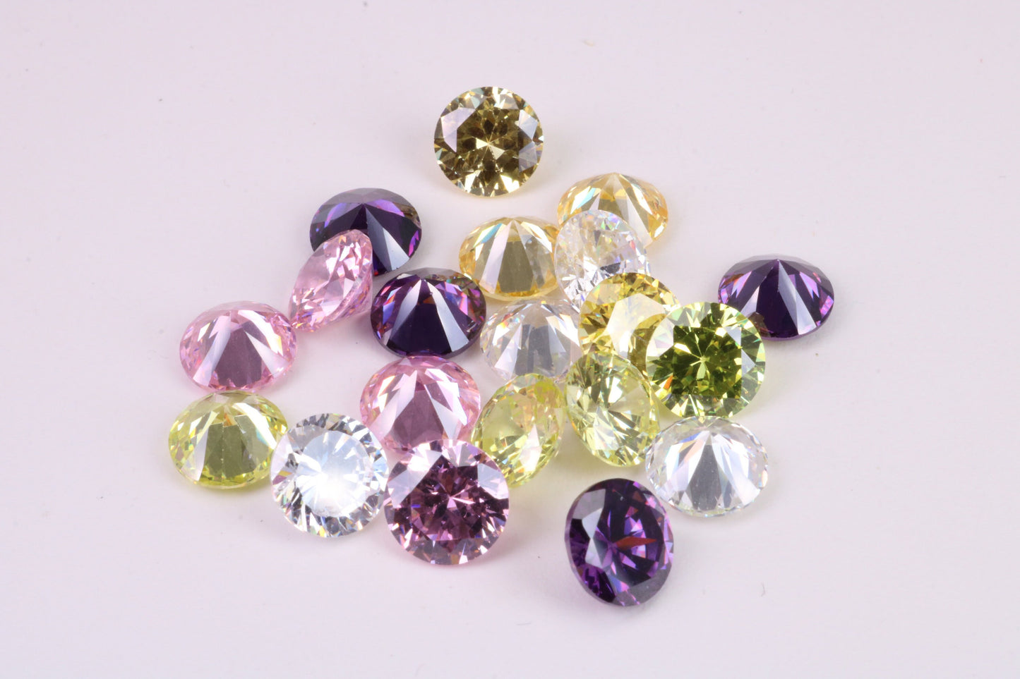 Assorted Pack of 20 AAA Grade Cubic Zirconia, Top Colour and Luster, Choice of Sizes, 6mm, 7mm, 8mm and 10mm