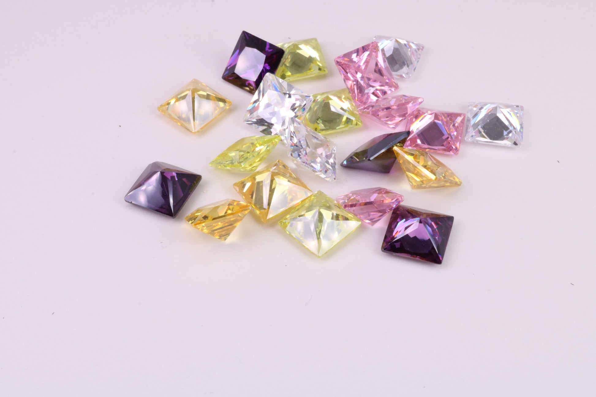 Assorted Pack of 20 Square cut AAA Grade Cubic Zirconia, Top Colour and Luster, Choice of Sizes, 4mm, 5mm, 6mm, 8mm and 10mm
