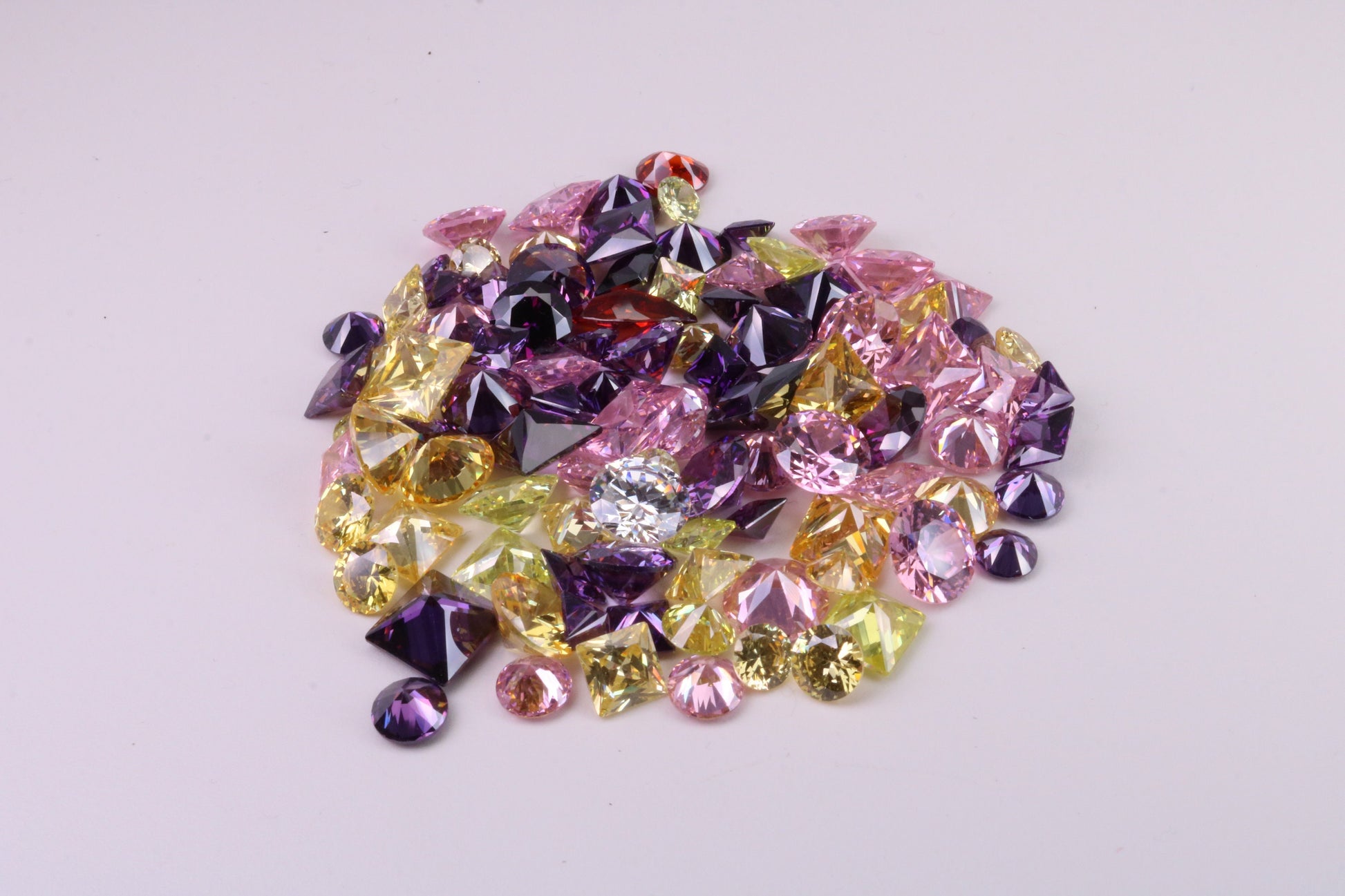 Assorted Pack of 100 AAA Grade Cubic Zirconia, Top Colour and Luster, Assorted Sizes, Shapes and Colours