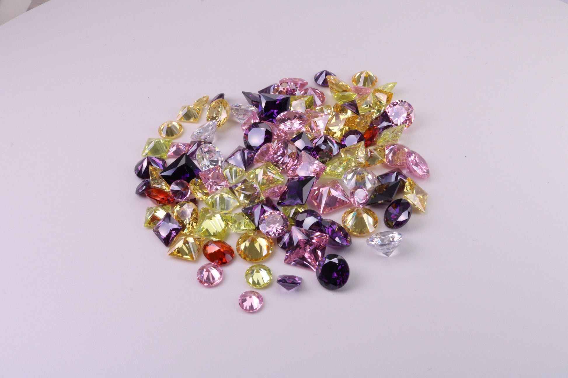 Assorted Pack of 100 AAA Grade Cubic Zirconia, Top Colour and Luster, Assorted Sizes, Shapes and Colours