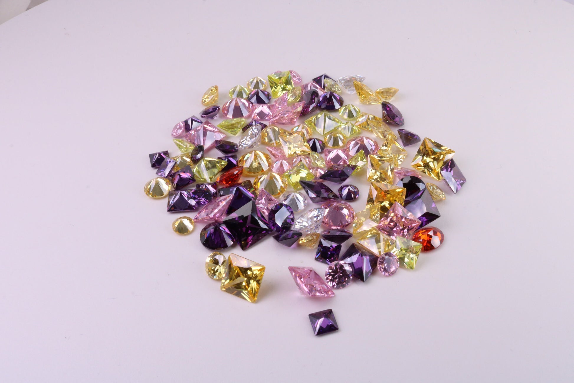 Assorted Pack of 100 AAA Grade Cubic Zirconia, Top Colour and Luster, Assorted Sizes, Shapes and Colours