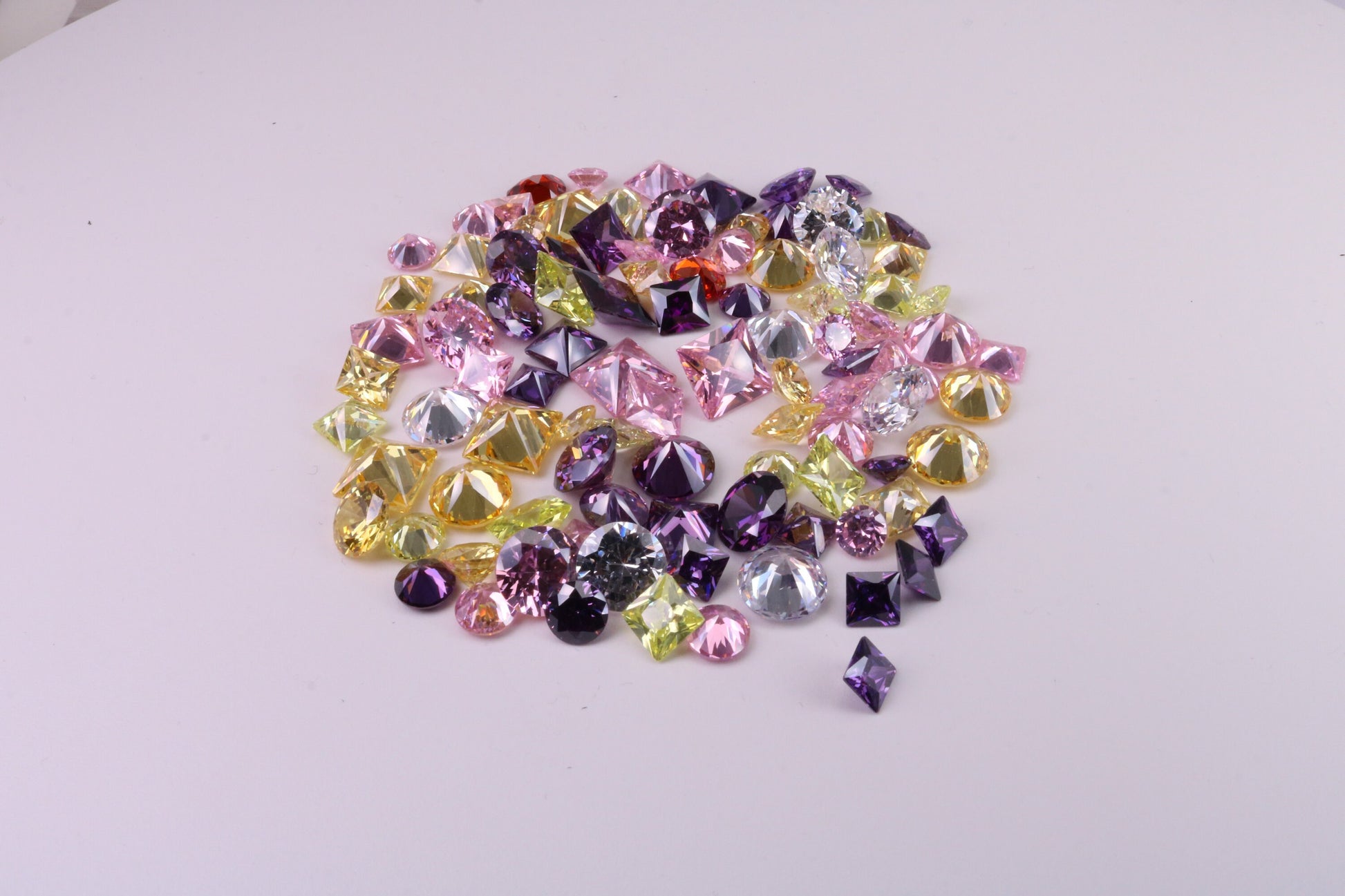 Assorted Pack of 100 AAA Grade Cubic Zirconia, Top Colour and Luster, Assorted Sizes, Shapes and Colours
