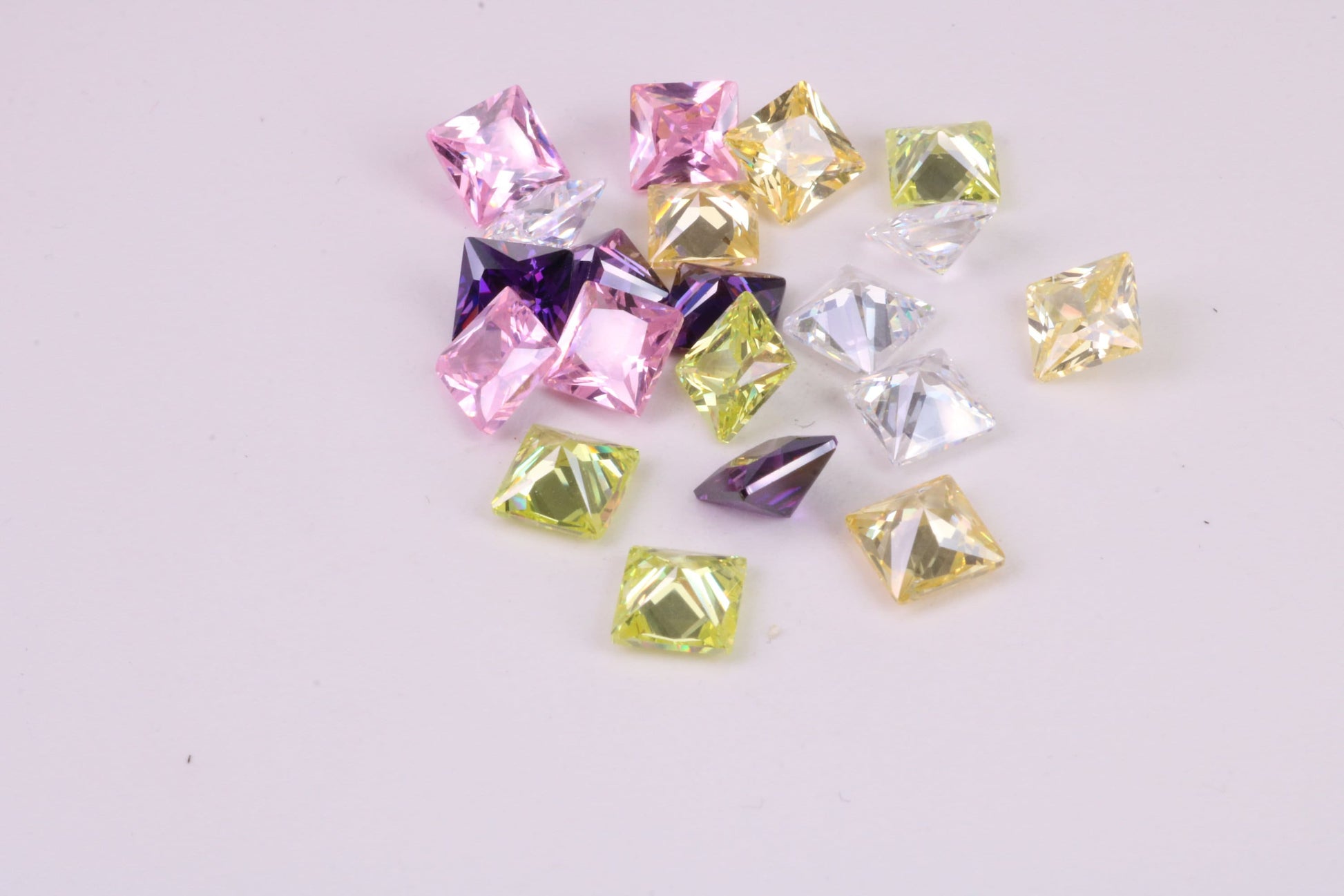 Assorted Pack of 20 Square cut AAA Grade Cubic Zirconia, Top Colour and Luster, Choice of Sizes, 4mm, 5mm, 6mm, 8mm and 10mm
