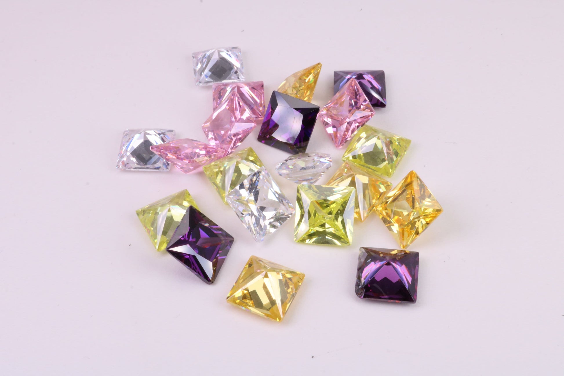 Assorted Pack of 20 Square cut AAA Grade Cubic Zirconia, Top Colour and Luster, Choice of Sizes, 4mm, 5mm, 6mm, 8mm and 10mm