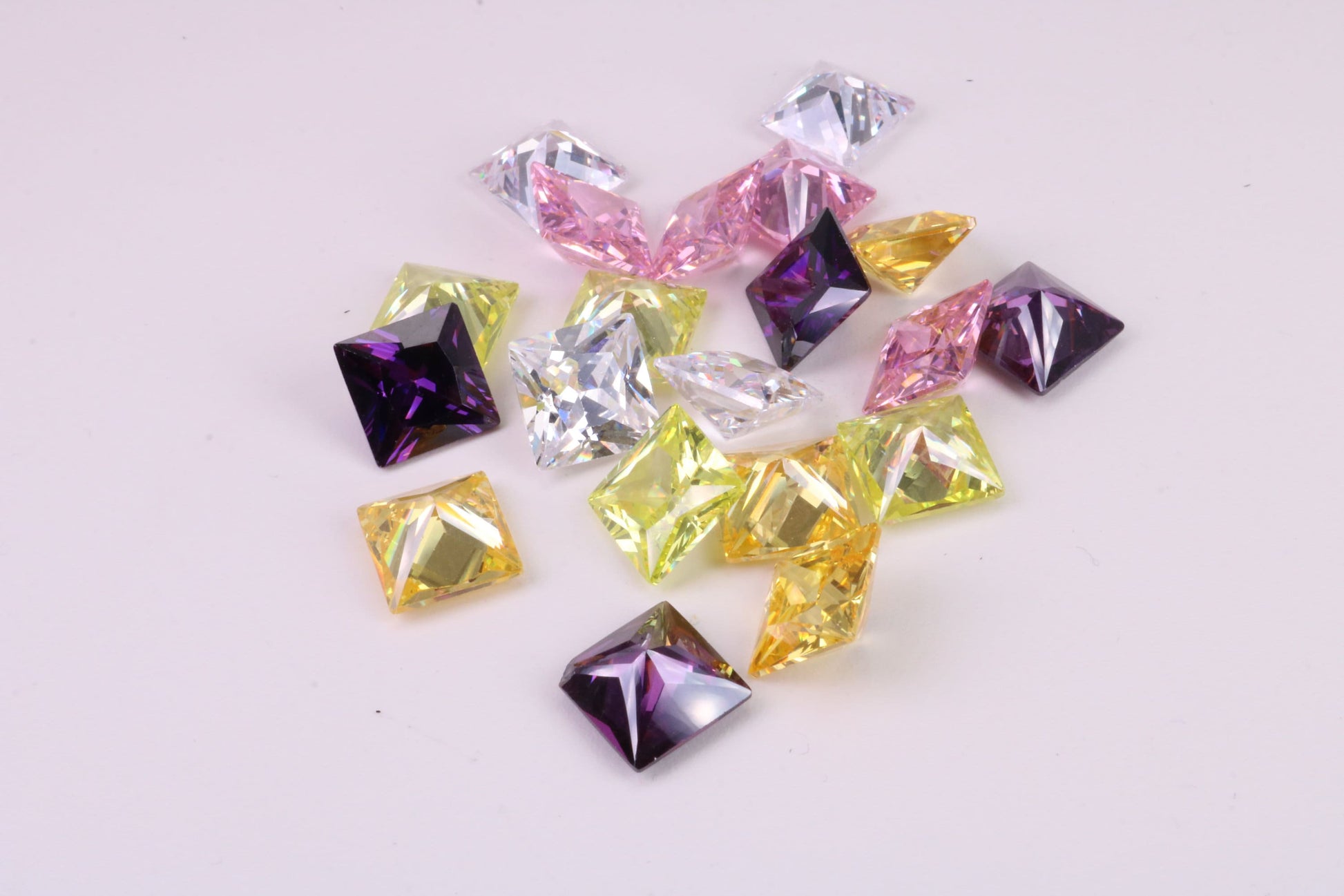 Assorted Pack of 20 Square cut AAA Grade Cubic Zirconia, Top Colour and Luster, Choice of Sizes, 4mm, 5mm, 6mm, 8mm and 10mm