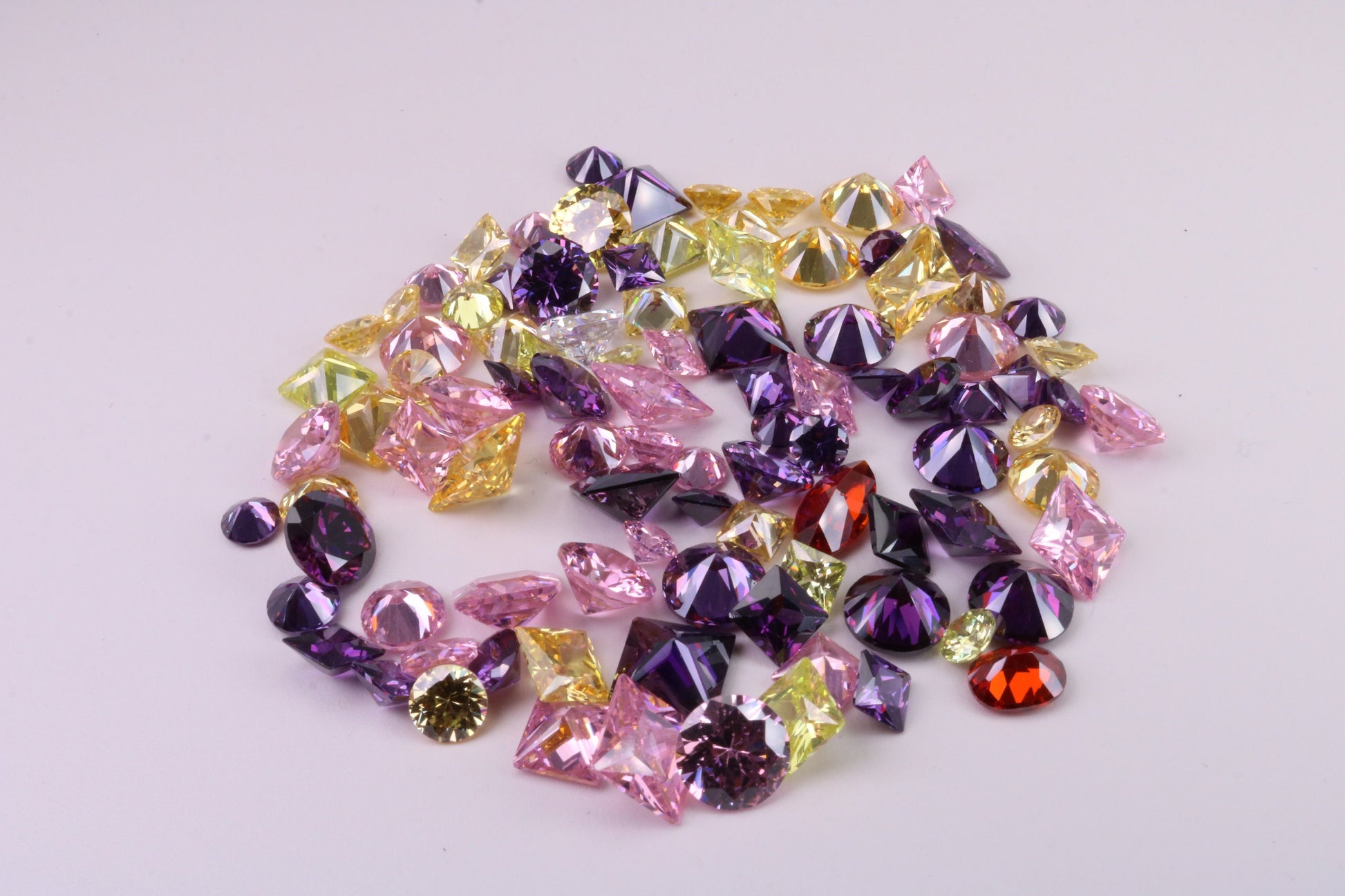 Assorted Pack of 100 AAA Grade Cubic Zirconia, Top Colour and Luster, Assorted Sizes, Shapes and Colours