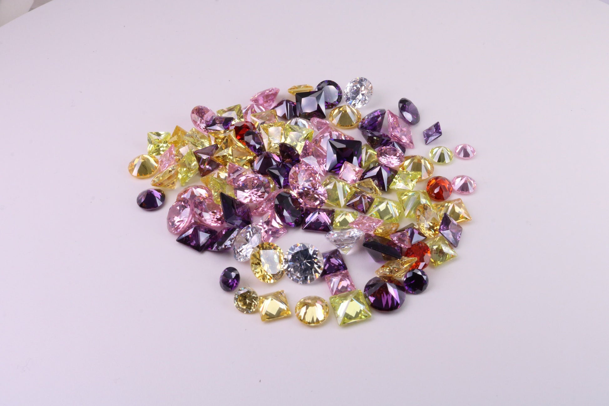 Assorted Pack of 100 AAA Grade Cubic Zirconia, Top Colour and Luster, Assorted Sizes, Shapes and Colours