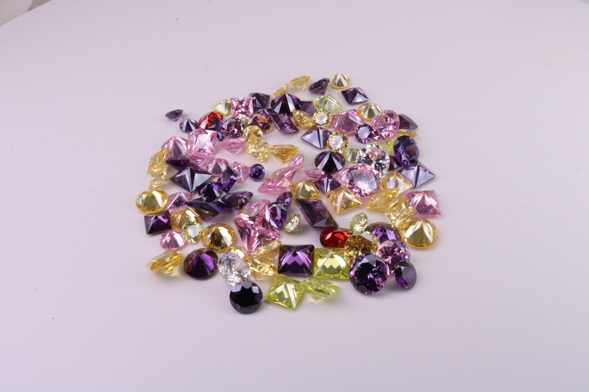 Assorted Pack of 100 AAA Grade Cubic Zirconia, Top Colour and Luster, Assorted Sizes, Shapes and Colours