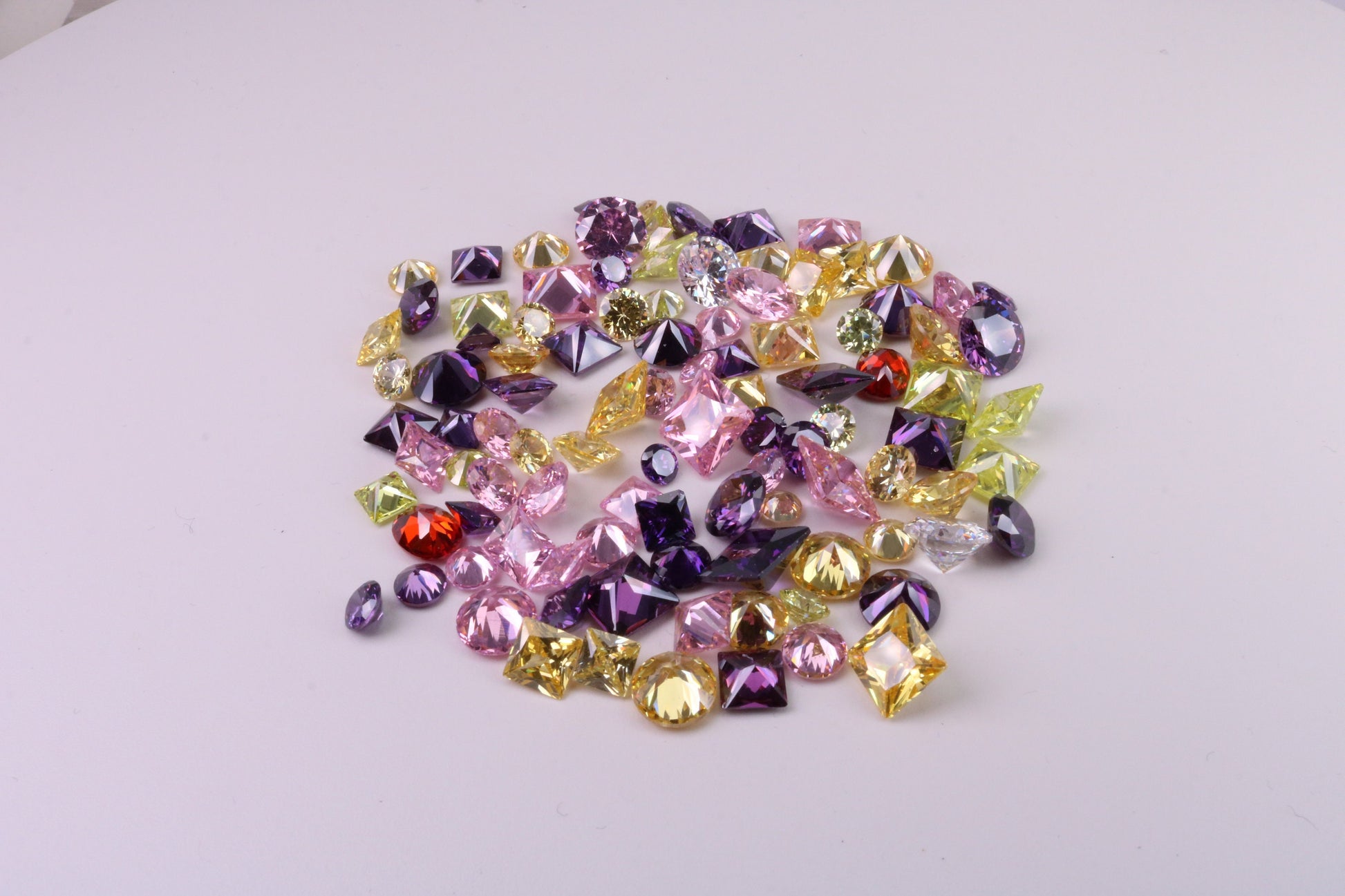 Assorted Pack of 100 AAA Grade Cubic Zirconia, Top Colour and Luster, Assorted Sizes, Shapes and Colours