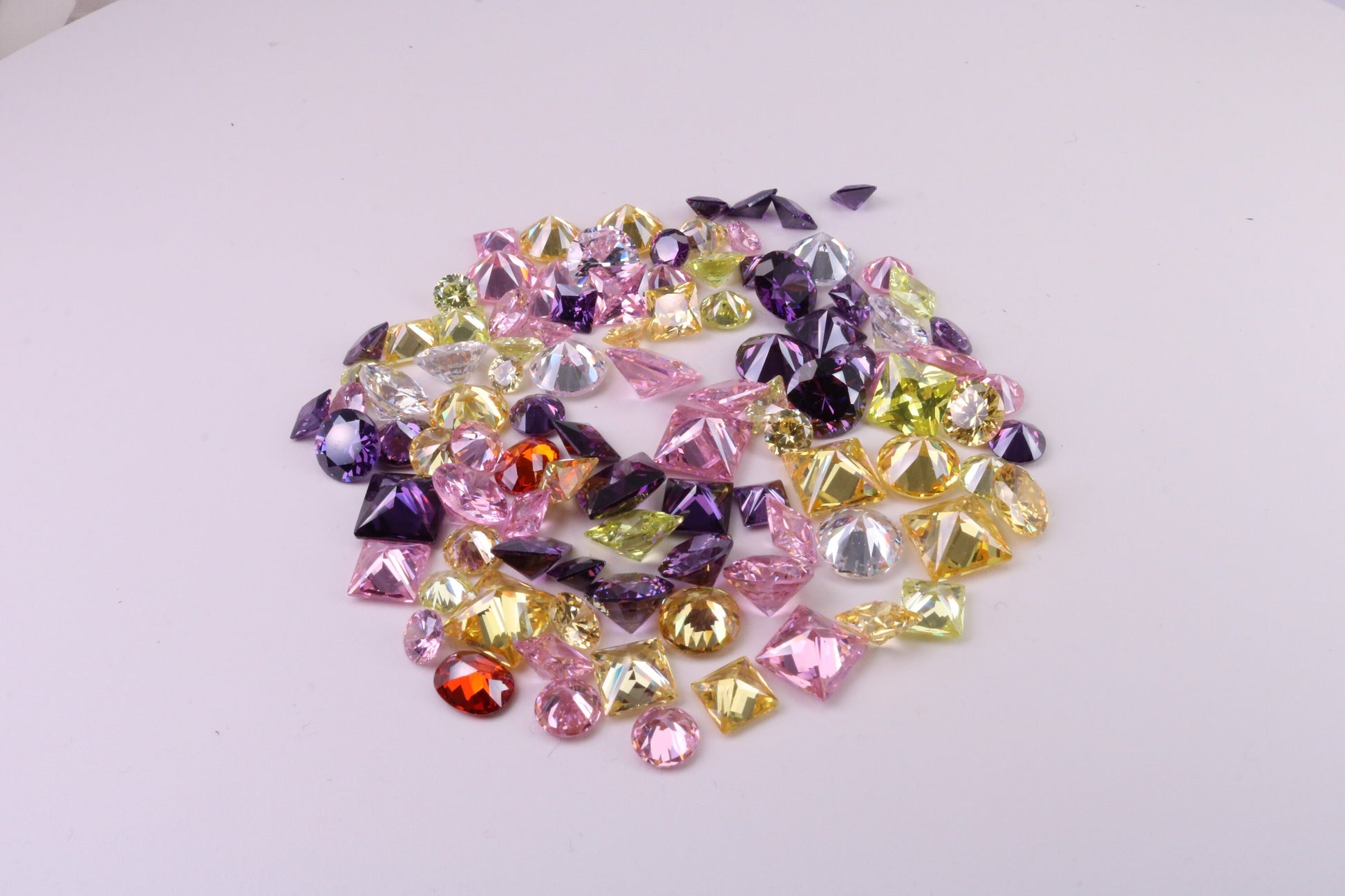 Assorted Pack of 100 AAA Grade Cubic Zirconia, Top Colour and Luster, Assorted Sizes, Shapes and Colours