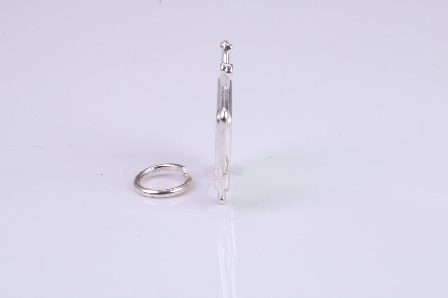 Vintage Television Charm, Traditional Charm, Made from Solid 925 Grade Sterling Silver, Complete with Attachment Link