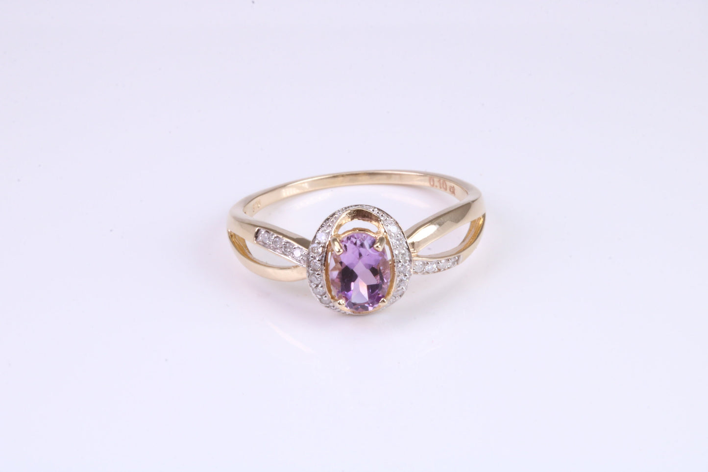 Amethyst and Diamonds set Yellow Gold ring, Natural oval cut Amethyst and natural Diamonds, British hallmarked
