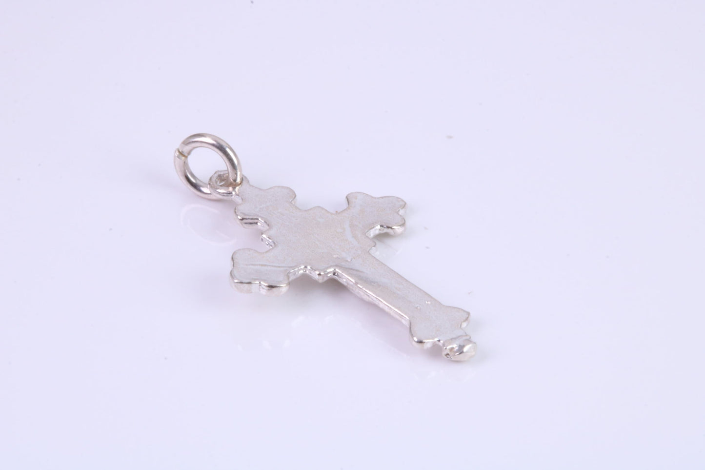 Small 26 mm Long Crucifix Necklace, Made From Solid Cast Silver, Complete With Silver Chain