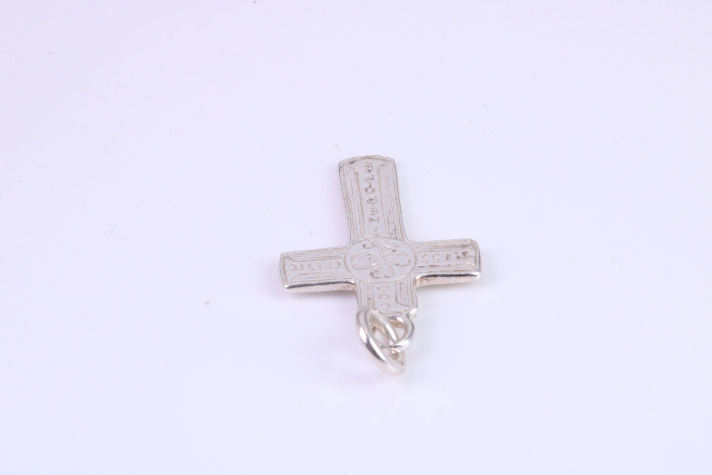 Small 21 mm Long Patterned Cross, Made From Solid Cast Silver, Complete With Silver Chain