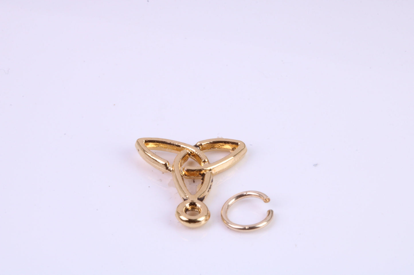 Trinity Knot Charm, Traditional Charm, Made from Solid Cast Yellow Gold, British Hallmarked, Complete with Attachment Link