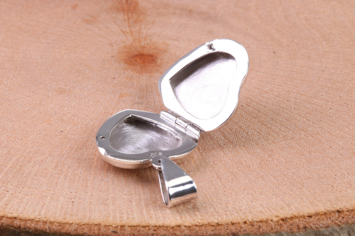 17 mm Diamond cut Heart Shaped Locket, Made from Solid Sterling Silver
