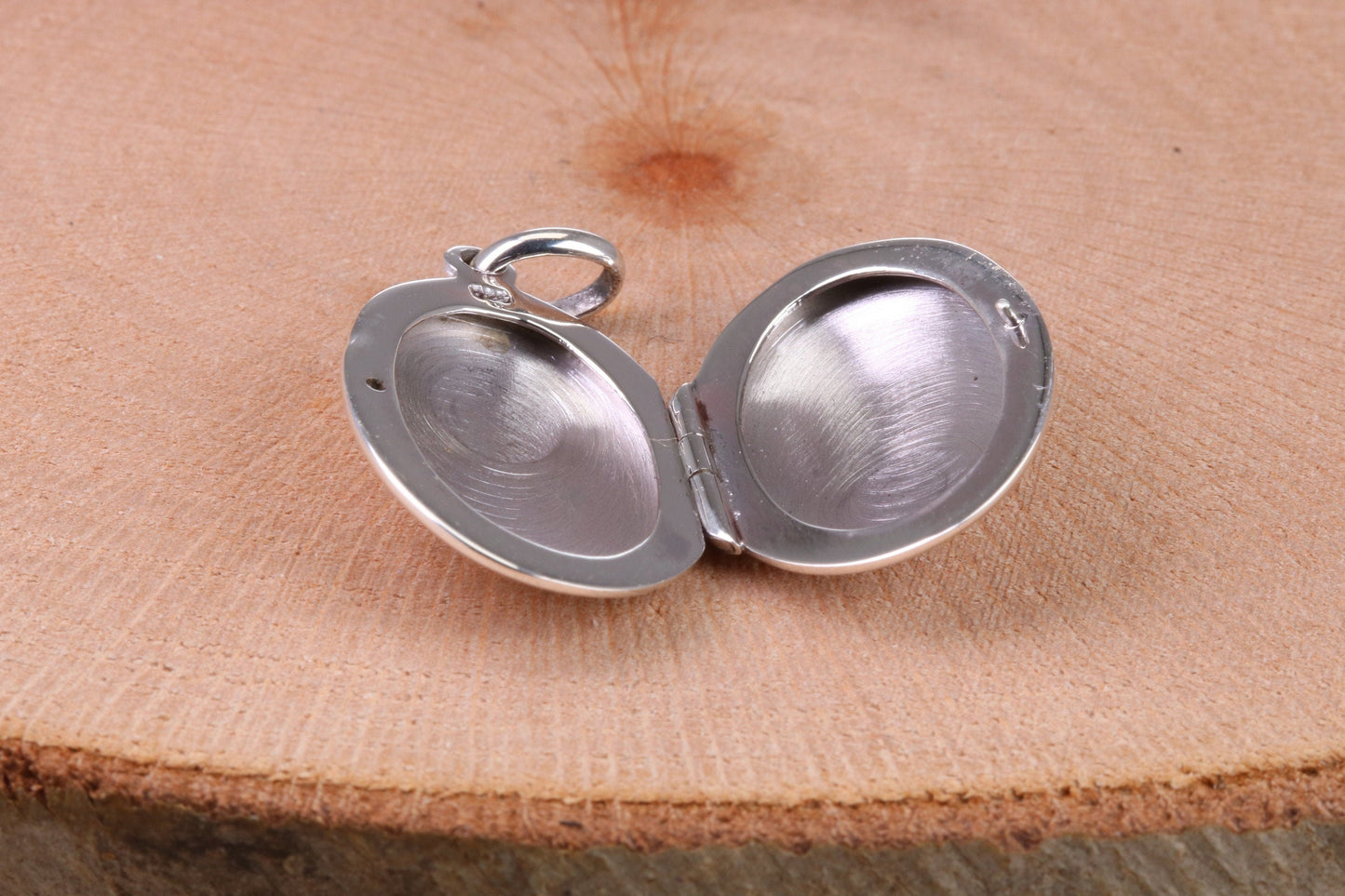 23 mm Long Oval Shaped Locket, Made from Solid Sterling Silver
