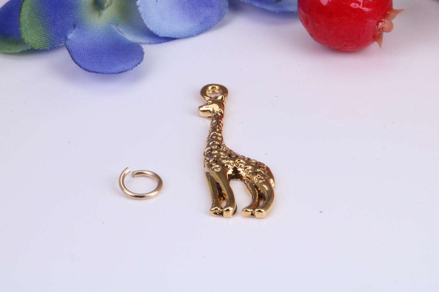 Giraffe Charm, Traditional Charm, Made from Solid Cast Yellow Gold, British Hallmarked