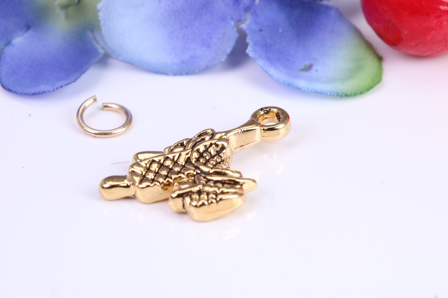 Horse Saddle charm, Traditional Charm, Made from Solid Cast Yellow Gold, British Hallmarked