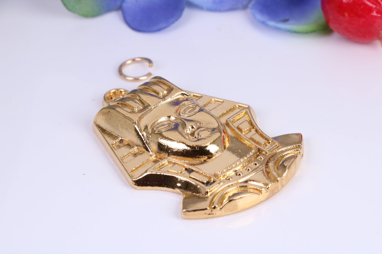 King Tutankhamun Pendant, Made from Solid Cast Yellow Gold, British Hallmarked