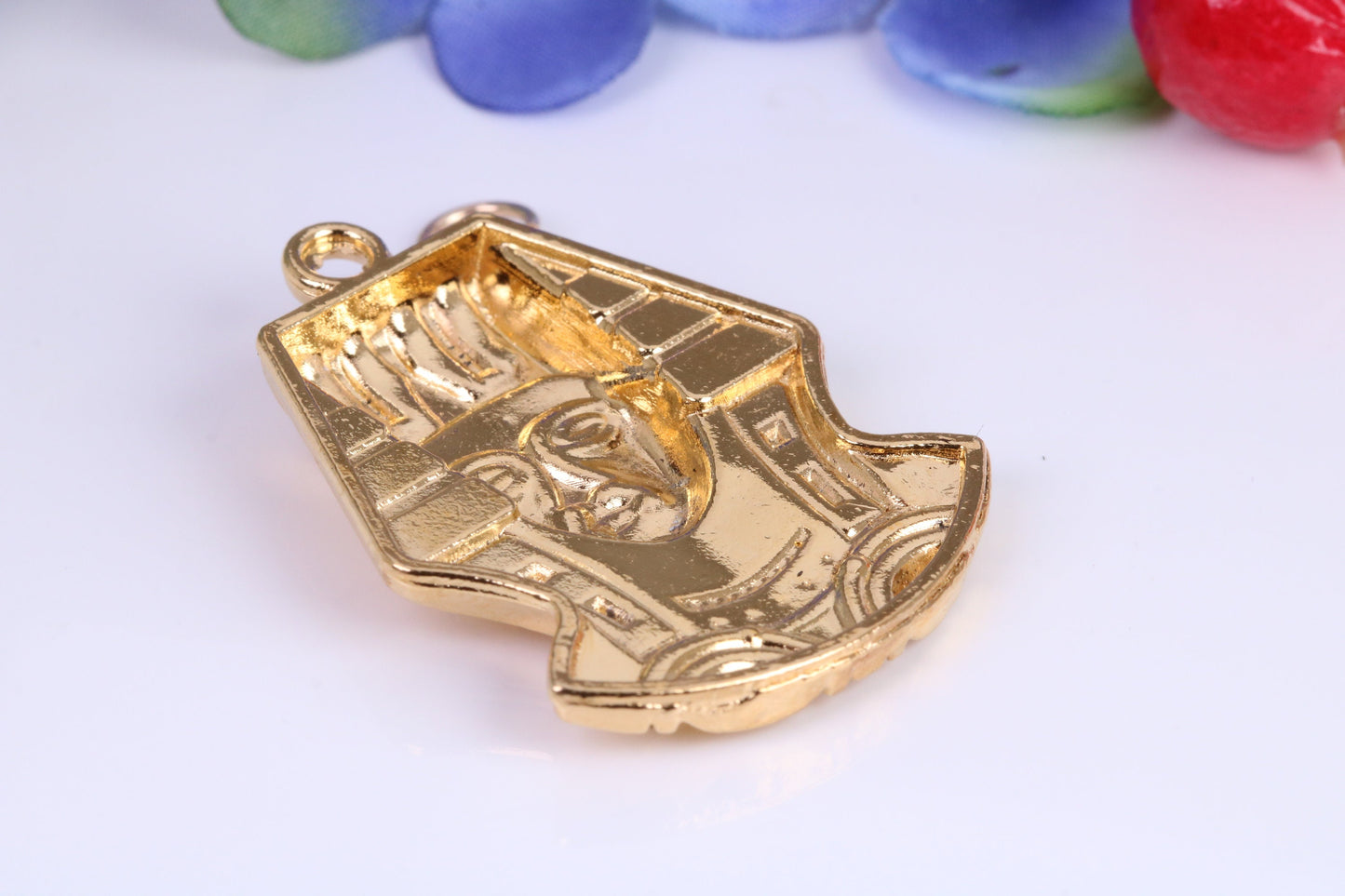 King Tutankhamun Pendant, Made from Solid Cast Yellow Gold, British Hallmarked