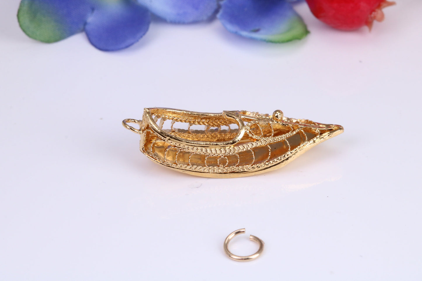 Shoe Charm, Traditional Charm, Made from Solid Cast Yellow Gold, British Hallmarked