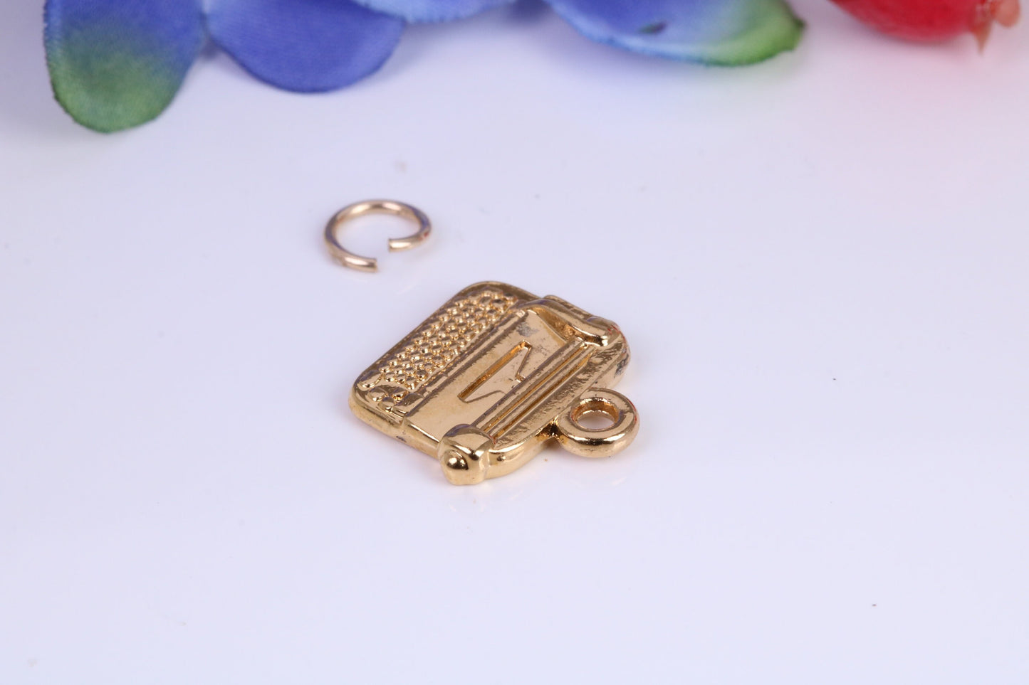 Vintage Typewriter Charm, Traditional Charm, Made from Solid Cast Yellow Gold, British Hallmarked