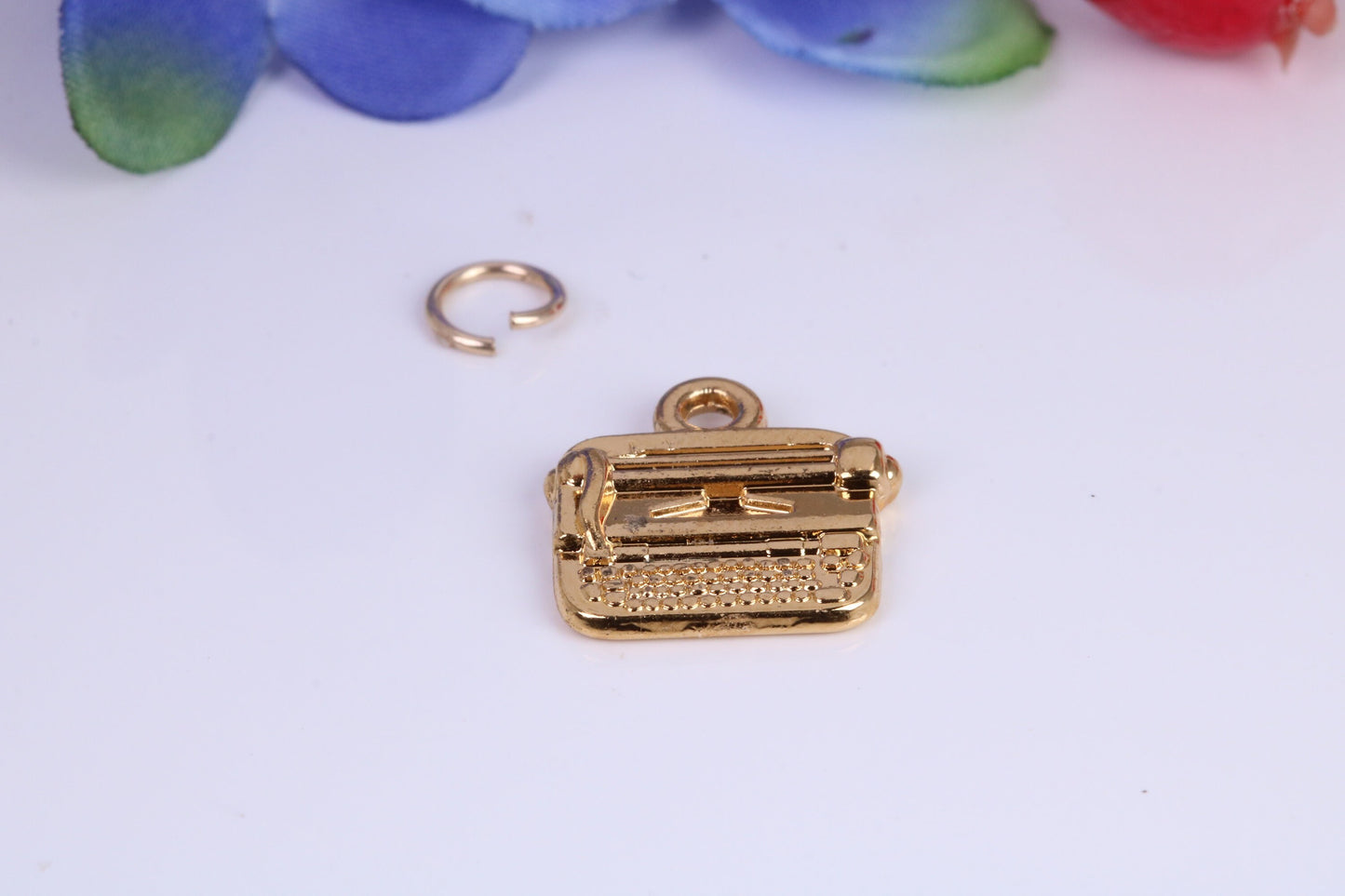 Vintage Typewriter Charm, Traditional Charm, Made from Solid Cast Yellow Gold, British Hallmarked