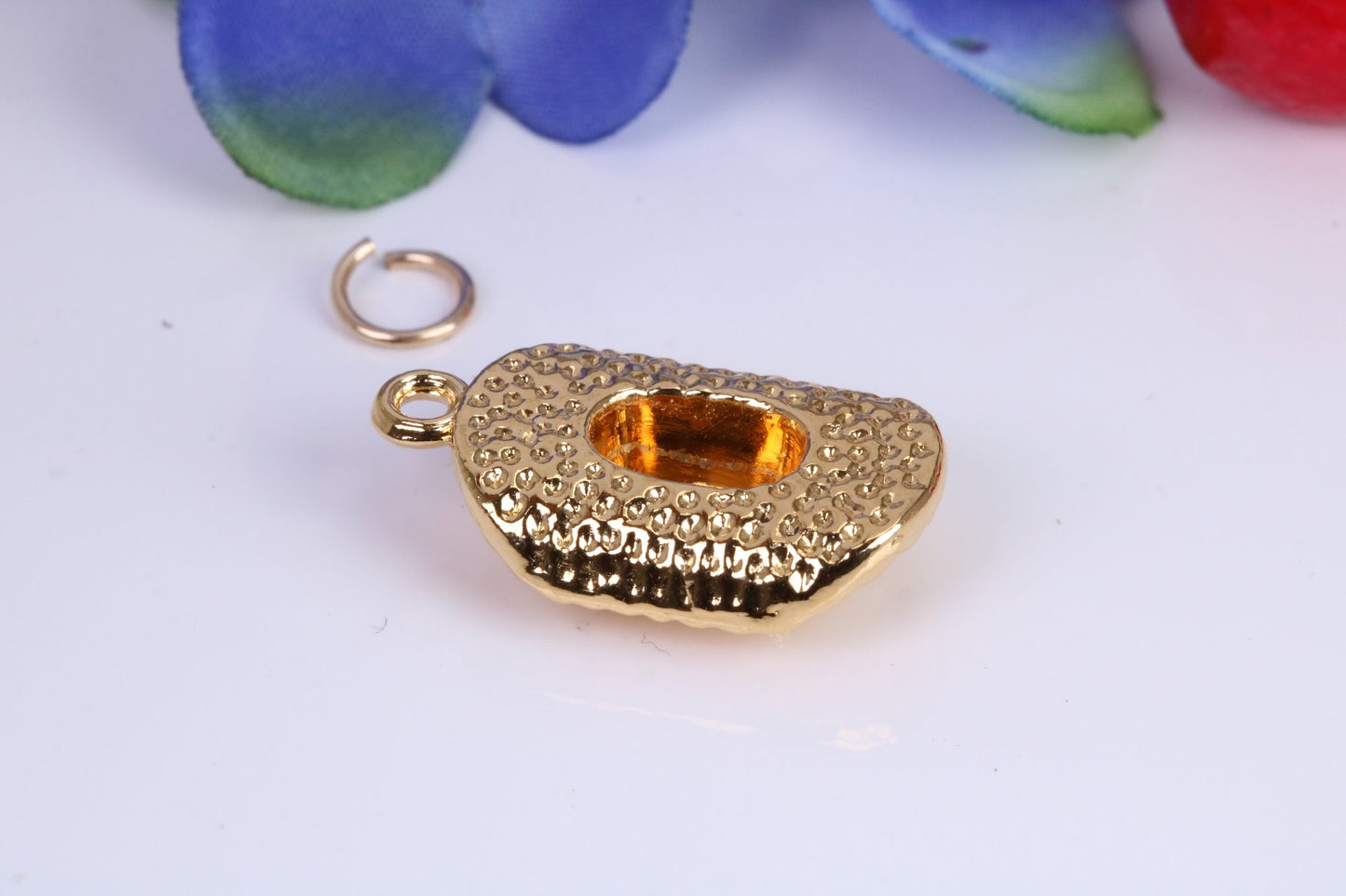 Cowboy Hat Charm, Traditional Charm, This charm is made from solid cast Yellow Gold British Hallmarked