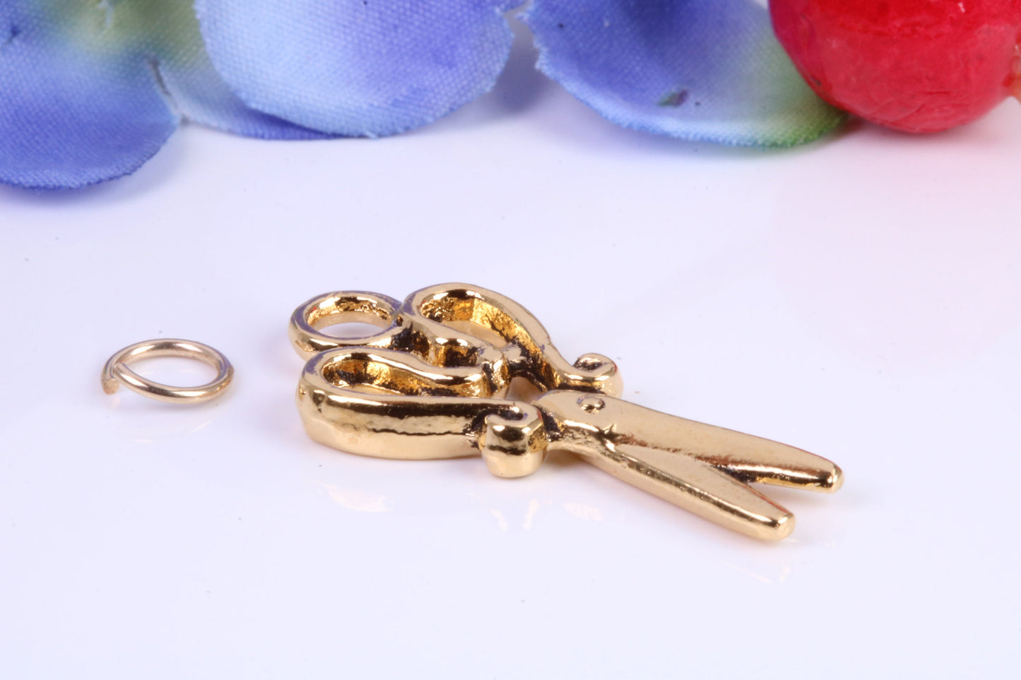 Scissor Charm, Traditional Charm, Made from Solid Cast Yellow Gold, British Hallmarked