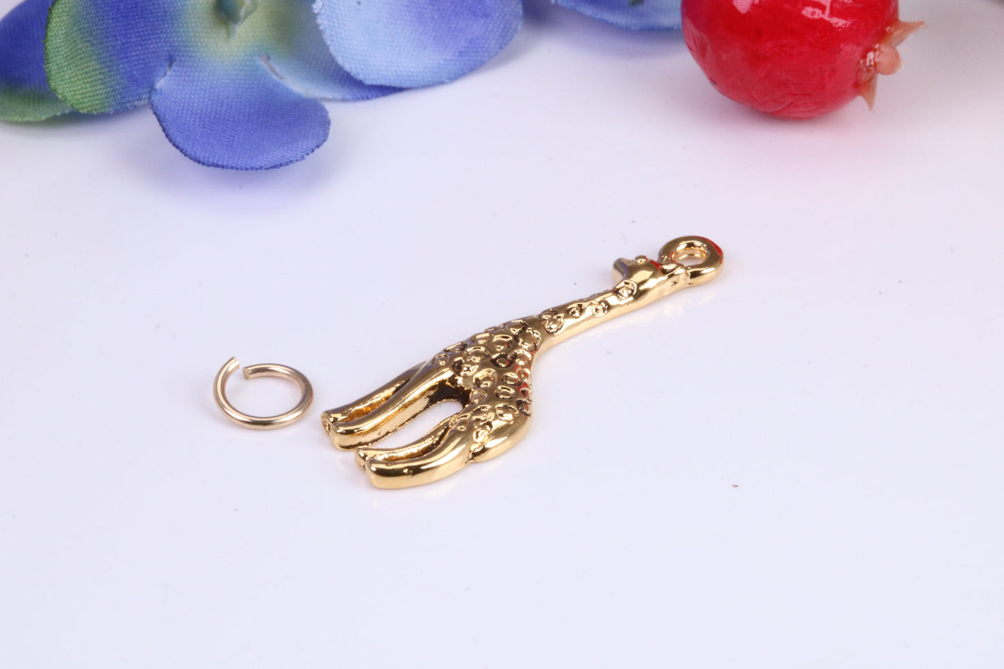 Giraffe Charm, Traditional Charm, Made from Solid Cast Yellow Gold, British Hallmarked