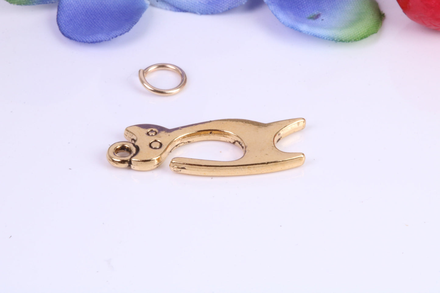 Cat Charm, Traditional Charm, Made from Solid Cast Yellow Gold, British Hallmarked