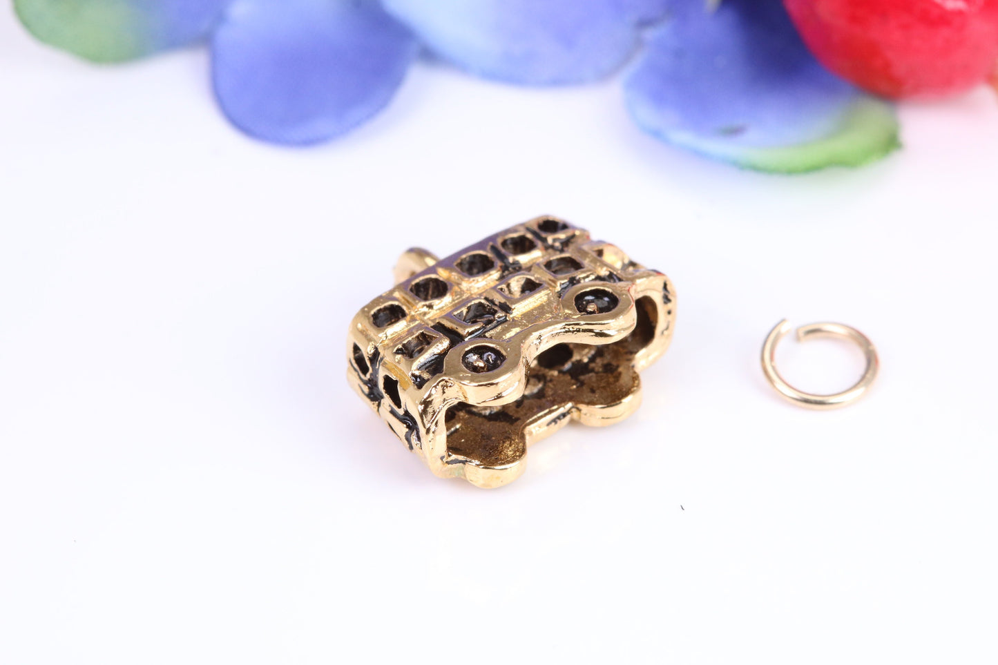 London Bus Charm, Traditional Charm, Made from Solid Cast Yellow Gold, British Hallmarked
