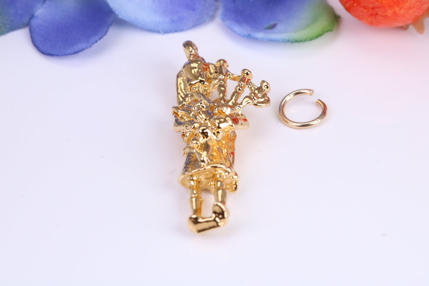 Scottish Bagpiper Charm, Traditional Charm, Made from Solid Cast Yellow Gold, British Hallmarked