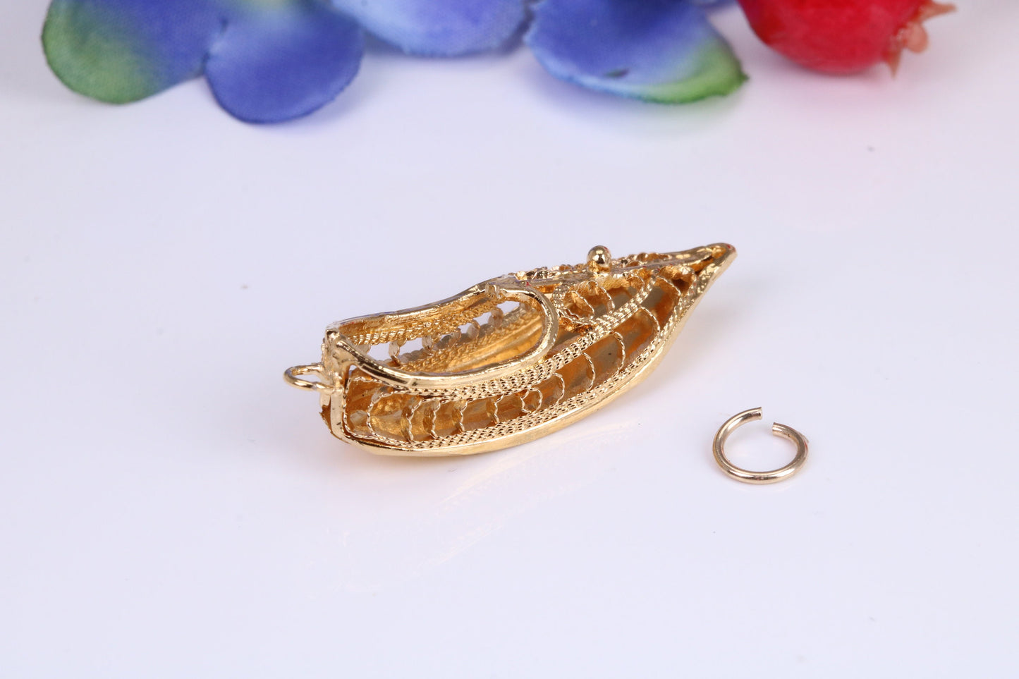 Shoe Charm, Traditional Charm, Made from Solid Cast Yellow Gold, British Hallmarked