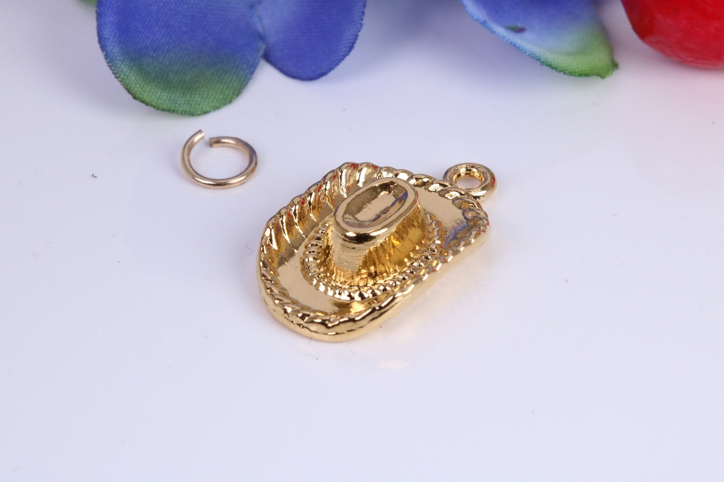 Cowboy Hat Charm, Traditional Charm, This charm is made from solid cast Yellow Gold British Hallmarked