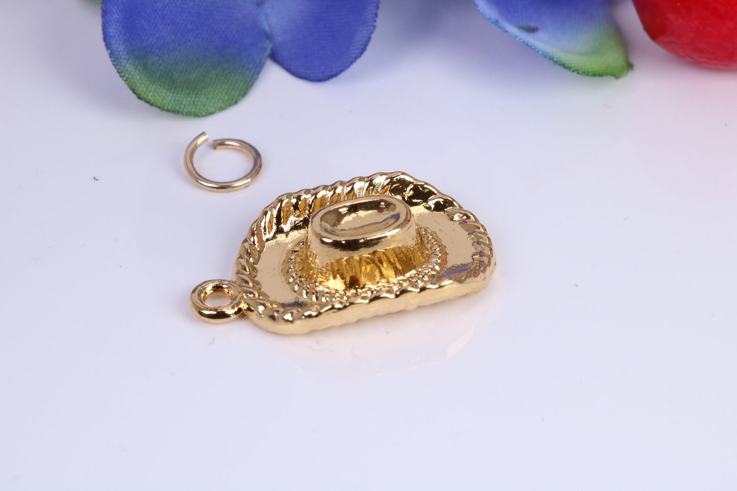 Cowboy Hat Charm, Traditional Charm, This charm is made from solid cast Yellow Gold British Hallmarked