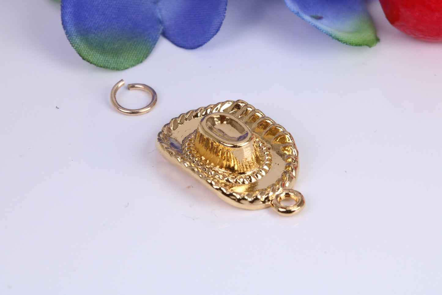 Cowboy Hat Charm, Traditional Charm, This charm is made from solid cast Yellow Gold British Hallmarked