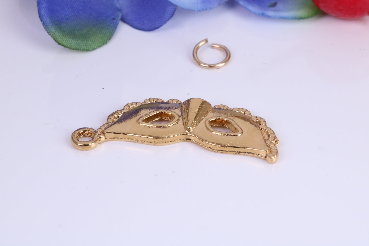 Pantomime Mask Charm, Traditional Charm, Made from Solid Cast Yellow Gold, British Hallmarked