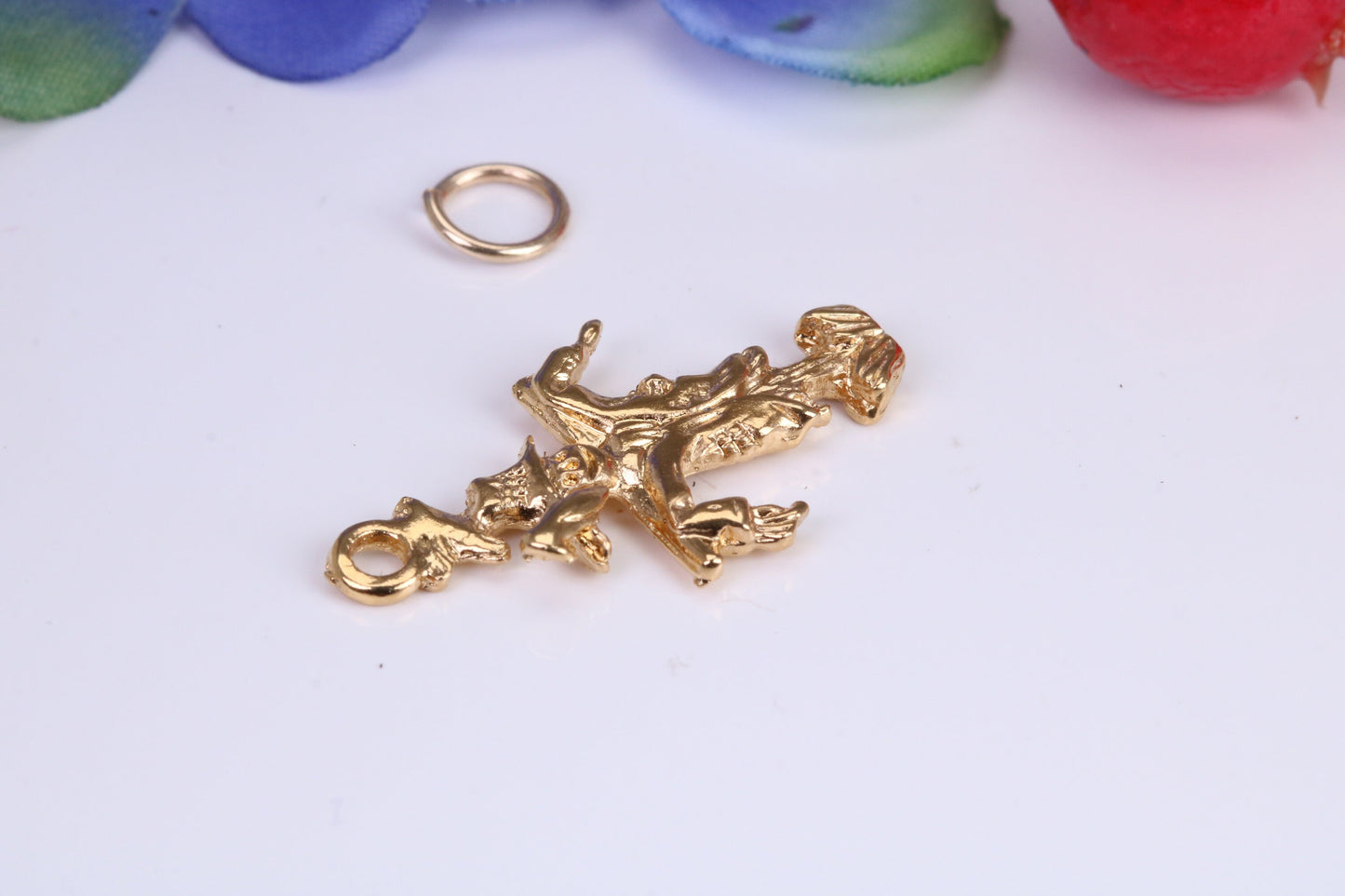 Scarecrow Charm, Traditional Charm, Made from Solid Cast Yellow Gold, British Hallmarked