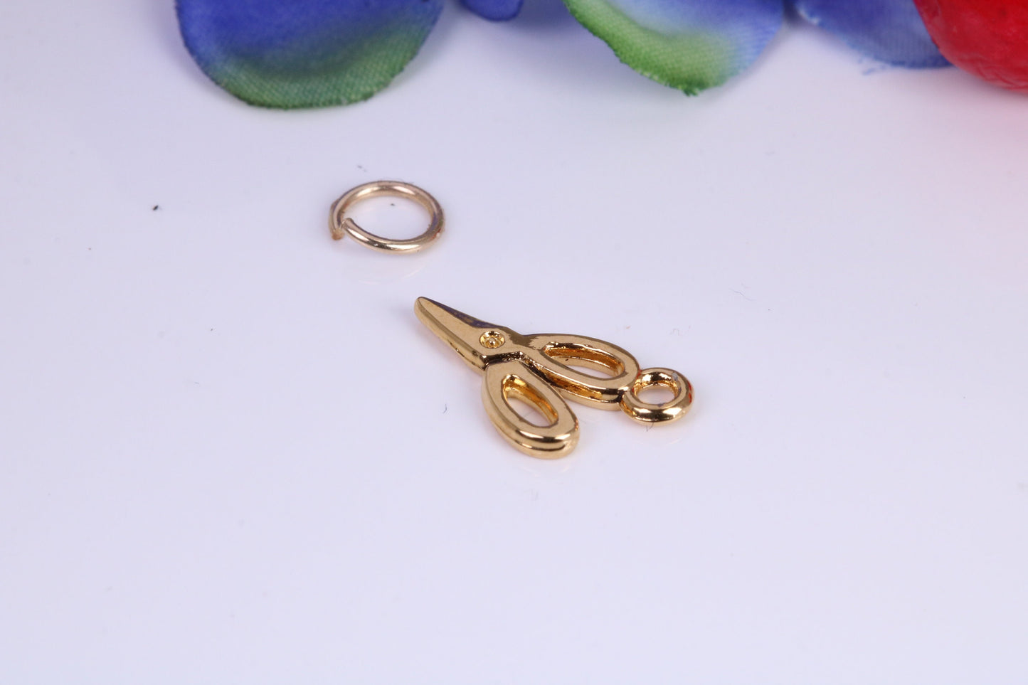 Scissor Charm, Traditional Charm, Made from Solid Cast Yellow Gold, British Hallmarked