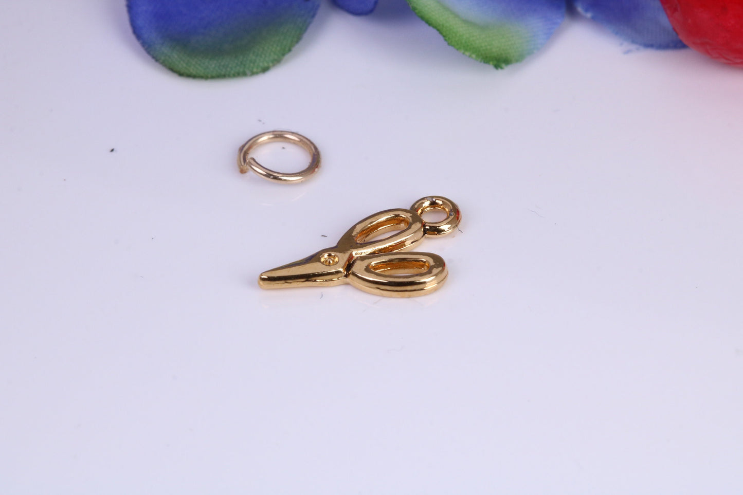 Scissor Charm, Traditional Charm, Made from Solid Cast Yellow Gold, British Hallmarked