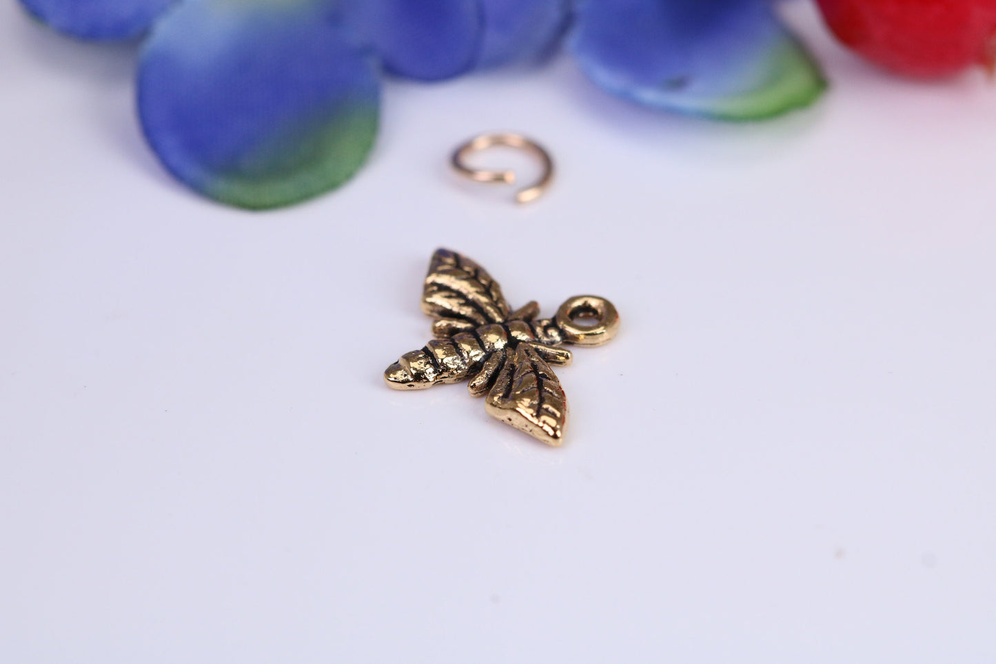 Wasp Charm, Traditional Charm, Made from Solid Cast Yellow Gold, British Hallmarked