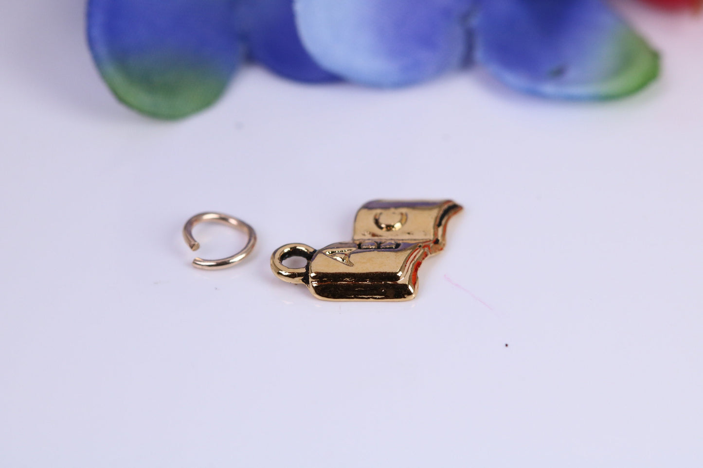 Reading Book Charm, Traditional Charm, Made from Solid Cast Yellow Gold, British Hallmarked