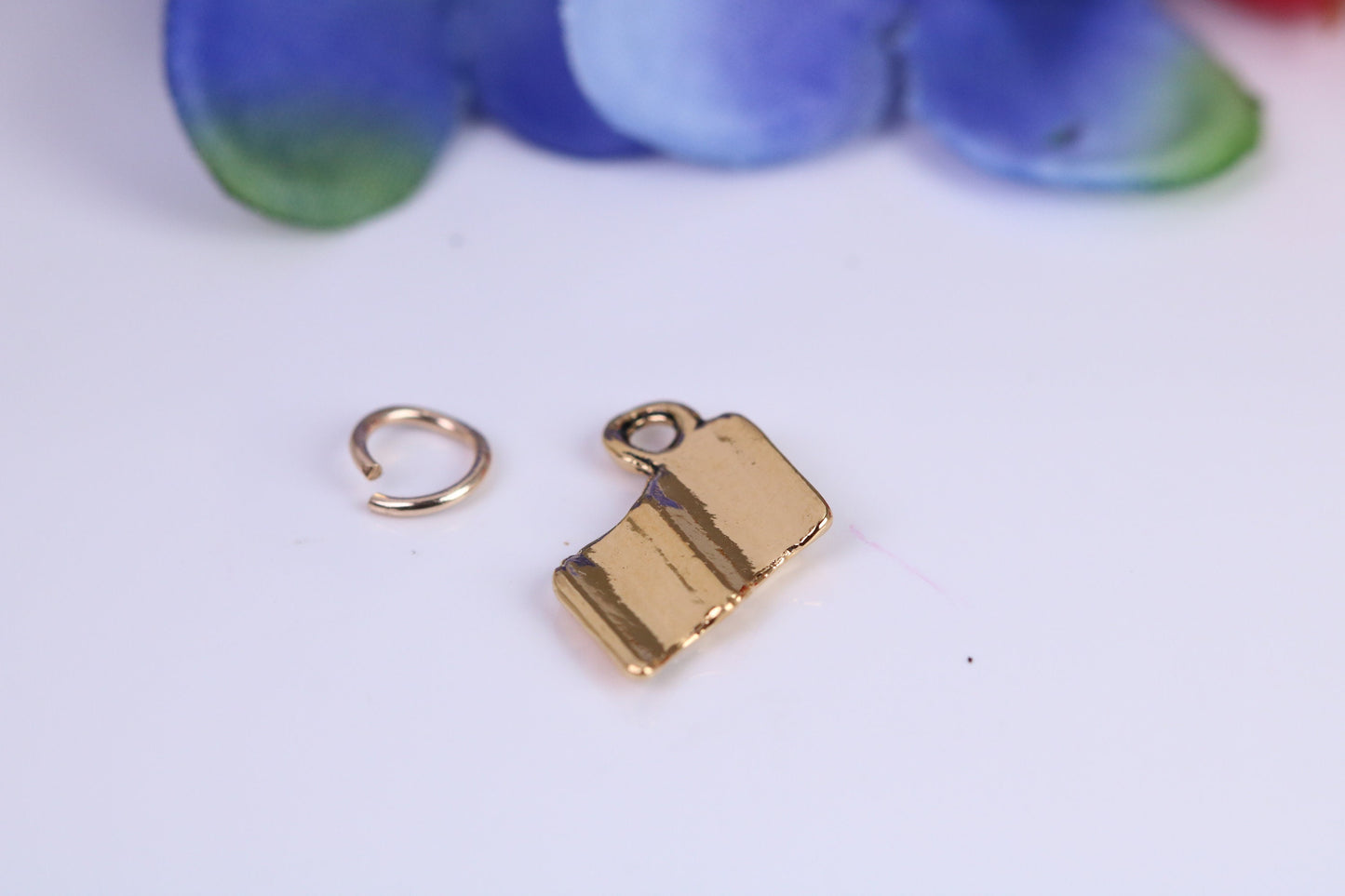Reading Book Charm, Traditional Charm, Made from Solid Cast Yellow Gold, British Hallmarked