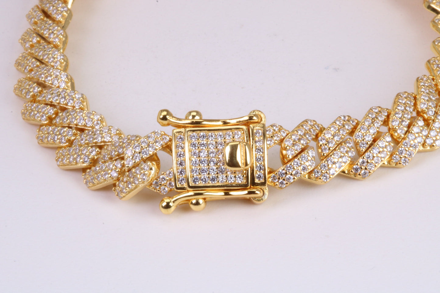 Gents Heavy Curb Link Bracelet, Made from solid Sterling Silver, 8.50 Inches Long and 9 mm Wide, British Hallmarked, 18ct Gold Plated