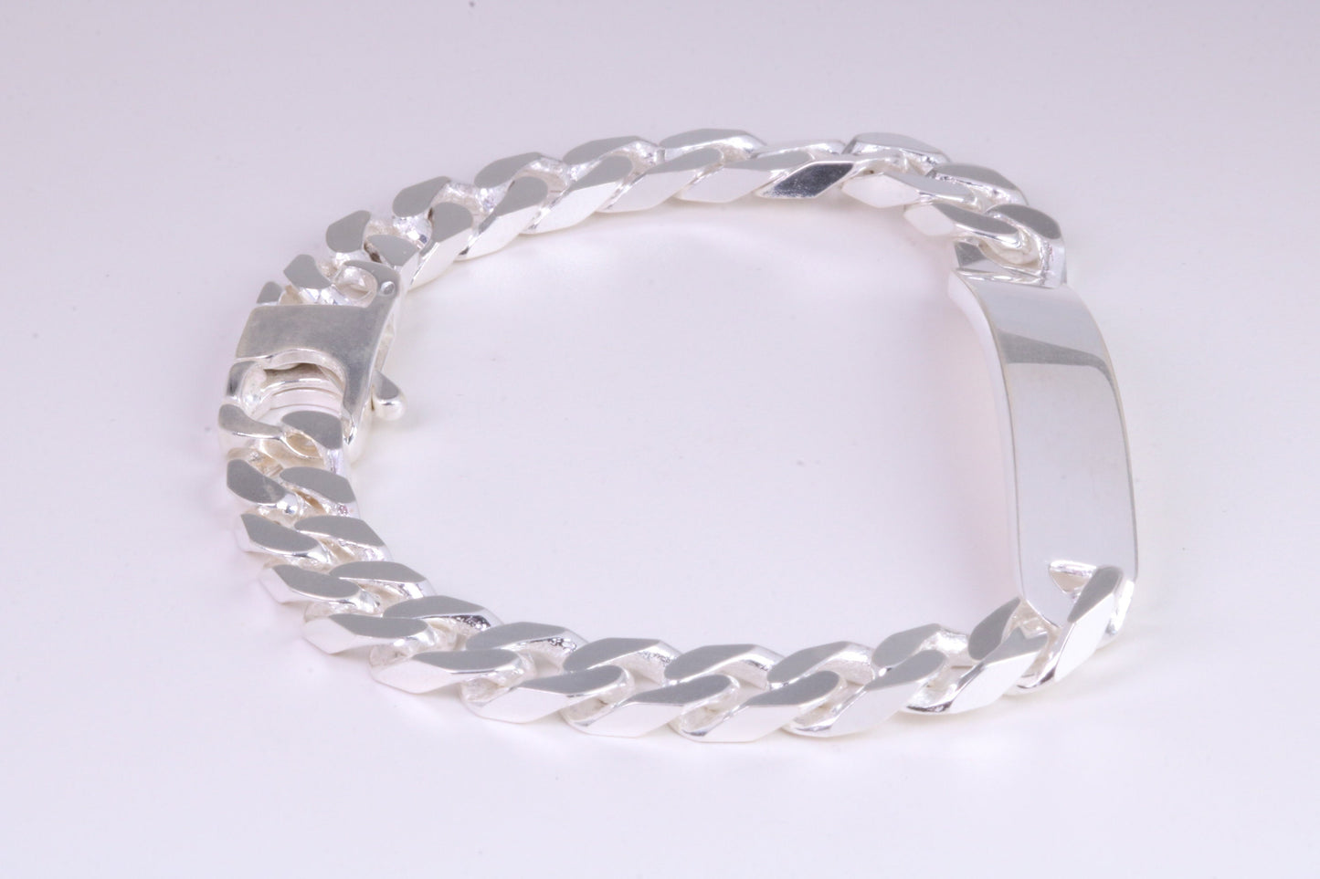 Gents Heavy Diamond cut Curb Link Bracelet, Made from solid Sterling Silver, 8.50 Inches Long and 8 mm Wide, British Hallmarked